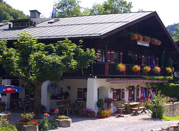 Bilder Restaurant Wirtshaus Hocheck Pension