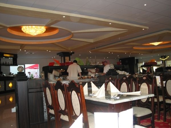 Bilder Restaurant Drachen Pagode Mongolisches Barbeque & Asiatisches Buffet